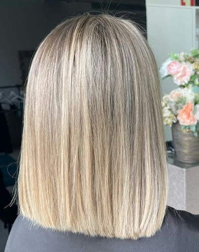 Trabalho de loiro / balayage feito no salão Rosani